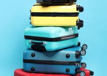 Twarde czy miękkie walizki podróżne? Porównanie zalet i wad